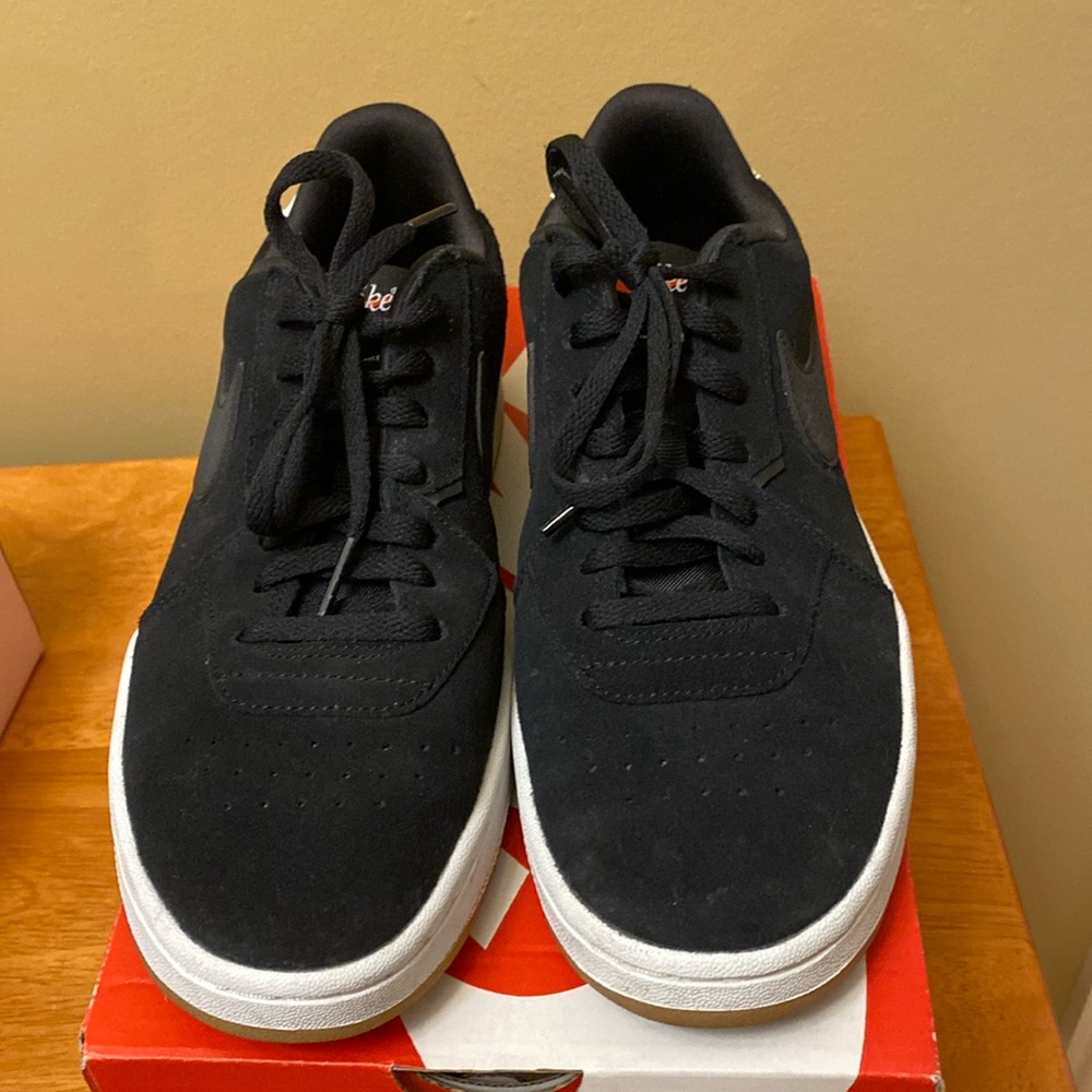 Nike Women’s Black Suede Court Blanc Sneakers - Sz 8